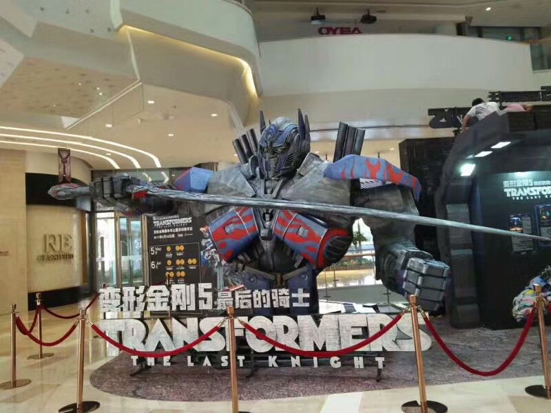 现代不锈钢雕塑的空间认识 
